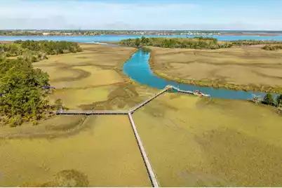 241 Etiwan Pointe Drive #Unit 117-1, Mount Pleasant, SC 29464 - Photo 7