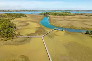 241 Etiwan Pointe Dr #117-1, Mount Pleasant, SC 29464 - Photo 7