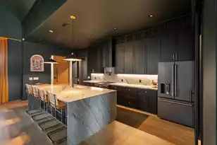 641 Coral St, Mount Pleasant, SC 29464 - Photo 5