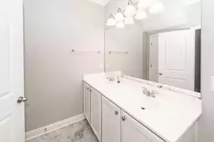 2052 Promenade Ct, Mount Pleasant, SC 29466 - Photo 7