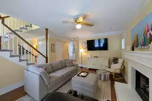 1920 Oak Tree Ln, Mount Pleasant, SC 29464 - Photo 9