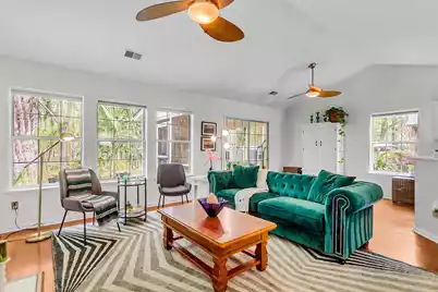 2524 Palmetto Hall Boulevard, Mount Pleasant, SC 29466 - Photo 5