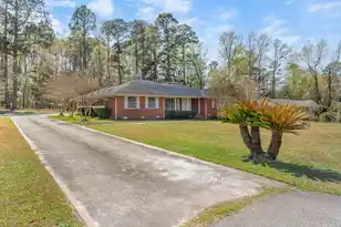 2069 Hydrick Ave, Orangeburg, SC 29118 - Photo 3