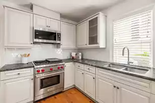 87 Tradd St, Charleston, SC 29401 - Photo 17