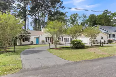 214 4th South Street E, Summerville, SC 29483 - Photo 1