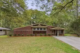 368 Lynwood Dr, Charleston, SC 29414 - Photo 1
