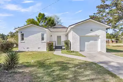 153 Davis Terrace, Saint George, SC 29477 - Photo 1