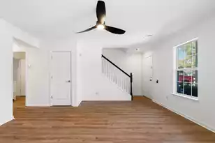 3076 Queensgate Way, Mount Pleasant, SC 29466 - Photo 5