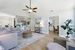 306 Hook Ln, Mount Pleasant, SC 29464 - Photo 5