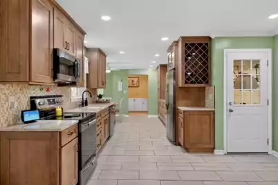 112 Ayers Circle, Summerville, SC 29485 - Photo 11