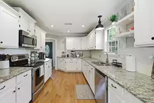 812 Harbor Pl Dr, Charleston, SC 29412 - Photo 11