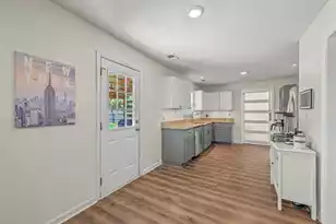 2200 Fragrant Ln, Charleston, SC 29414 - Photo 21