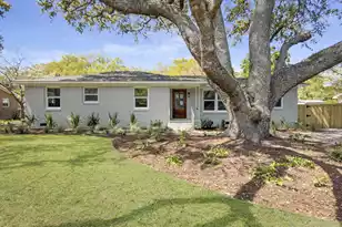 943 Mikell Dr, Charleston, SC 29412 - Photo 1