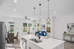 1919 Kerry St, North Charleston, SC 29406 - Photo 7