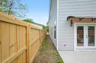 2047 Forest Ave, North Charleston, SC 29405 - Photo 23