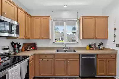 8945 Planters Row Lane, Summerville, SC 29485 - Photo 11