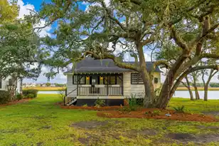 44 Hook Dr, Pawleys Island, SC 29585 - Photo 3