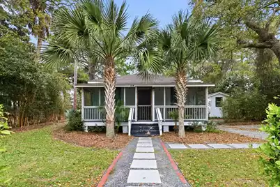 214 Huron Avenue E, Folly Beach, SC 29439 - Photo 1