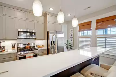 291 President Street, Charleston, SC 29403 - Photo 9