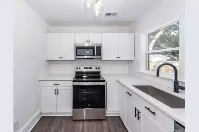 4742 Farmal Street, North Charleston, SC 29405 - Photo 9