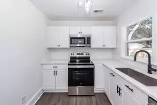 4742 Farmal St, North Charleston, SC 29405 - Photo 9