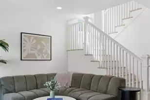 4 President Pl, Charleston, SC 29403 - Photo 9