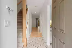 321 Lapwing Ln, Mount Pleasant, SC 29464 - Photo 3