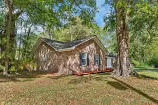 122 Harvey Ave, Goose Creek, SC 29445 - Photo 5