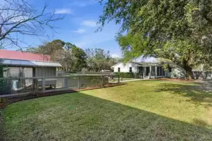 1507 Kathryn St, Mount Pleasant, SC 29464 - Photo 35