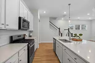 125 Trumpet Vine Dr, Summerville, SC 29483 - Photo 9