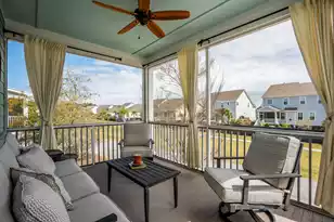 1630 Prince Edward St, Mount Pleasant, SC 29466 - Photo 15