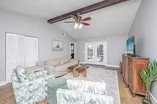 1525 Crossing Ln E, Mount Pleasant, SC 29466 - Photo 9