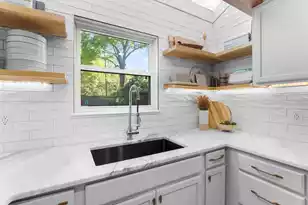 102 Tea Olive Ct, Summerville, SC 29485 - Photo 3