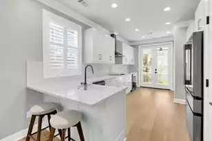 1135 Thrower St, Charleston, SC 29492 - Photo 9