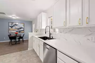 212 Avonshire Drive, Summerville, SC 29483 - Photo 15