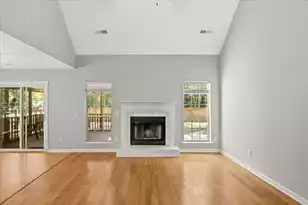 3250 Morningdale Dr, Mount Pleasant, SC 29466 - Photo 7