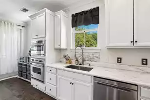 1541 Periwinkle Dr, Mount Pleasant, SC 29466 - Photo 19