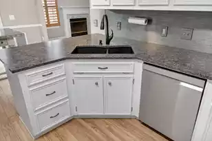 668 Majestic Oaks Dr, Charleston, SC 29412 - Photo 23