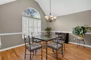 668 Majestic Oaks Dr, Charleston, SC 29412 - Photo 9