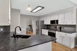 668 Majestic Oaks Dr, Charleston, SC 29412 - Photo 17