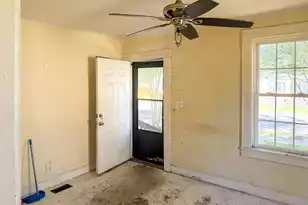 2659 Lawrence St, North Charleston, SC 29405 - Photo 5