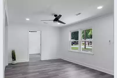 7618 Vanderbrook Place, North Charleston, SC 29420 - Photo 5