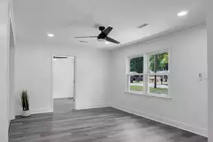 7618 Vanderbrook Pl, North Charleston, SC 29420 - Photo 5