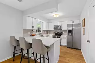 2838 Fox Lake Ct, Charleston, SC 29414 - Photo 7