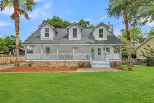2142 Gulf Dr, Mount Pleasant, SC 29466 - Photo 1