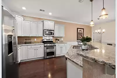 2040 Promenade Court, Mount Pleasant, SC 29466 - Photo 17