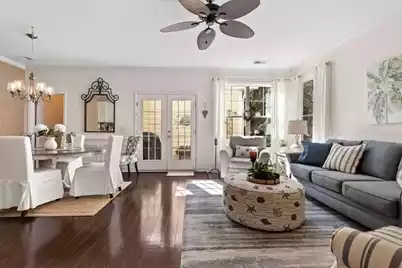 2040 Promenade Court, Mount Pleasant, SC 29466 - Photo 9