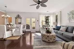 2040 Promenade Ct, Mount Pleasant, SC 29466 - Photo 9