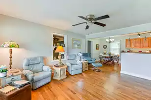 307 Burroughs Ave, Beaufort, SC 29902 - Photo 7