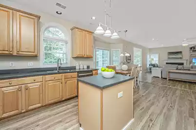 1557 Oakhurst Drive, Mount Pleasant, SC 29466 - Photo 27
